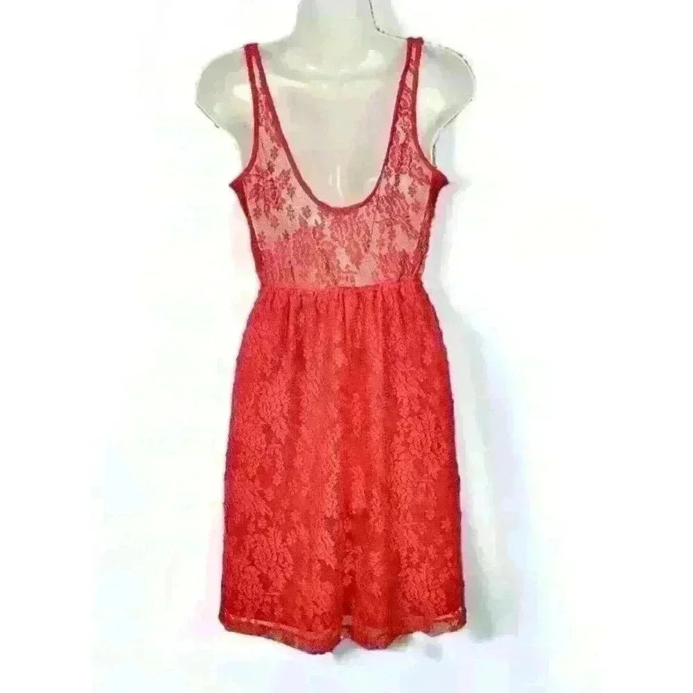 CHARLOTTE RUSSE Woman's WINE Rich RED Dress LACE Sleeveless LINED size Med - Picture 7 of 10
